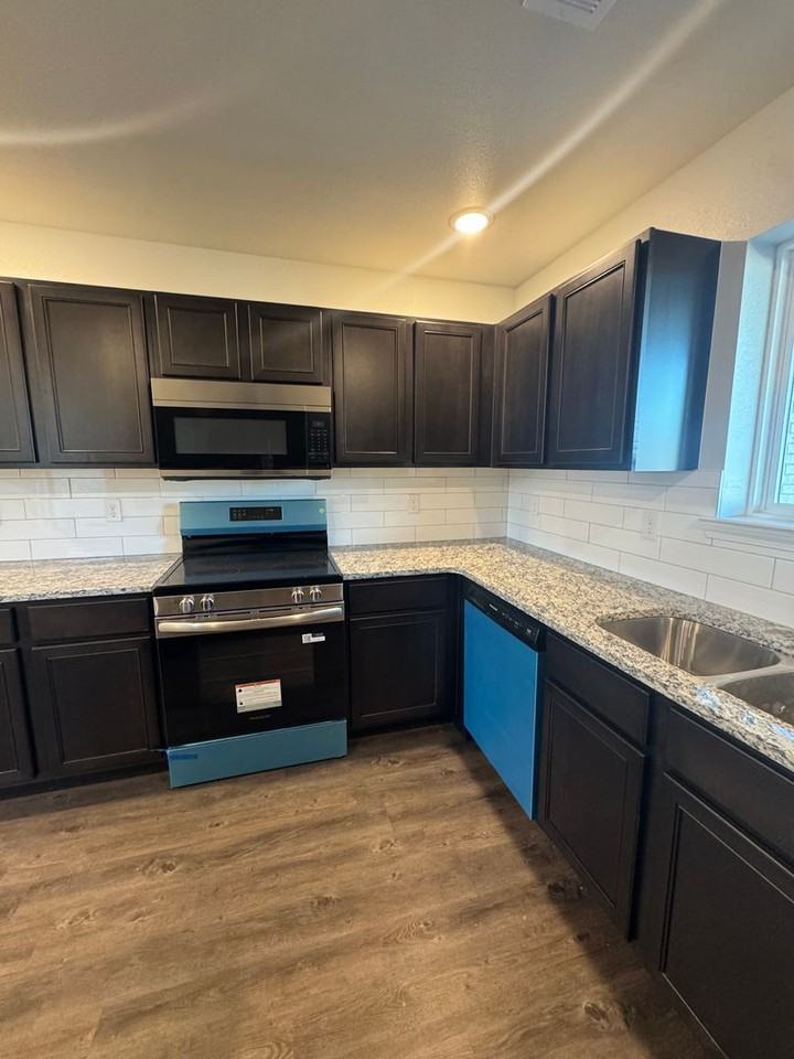 4205 Beacon Rd - Photo 5 of 15