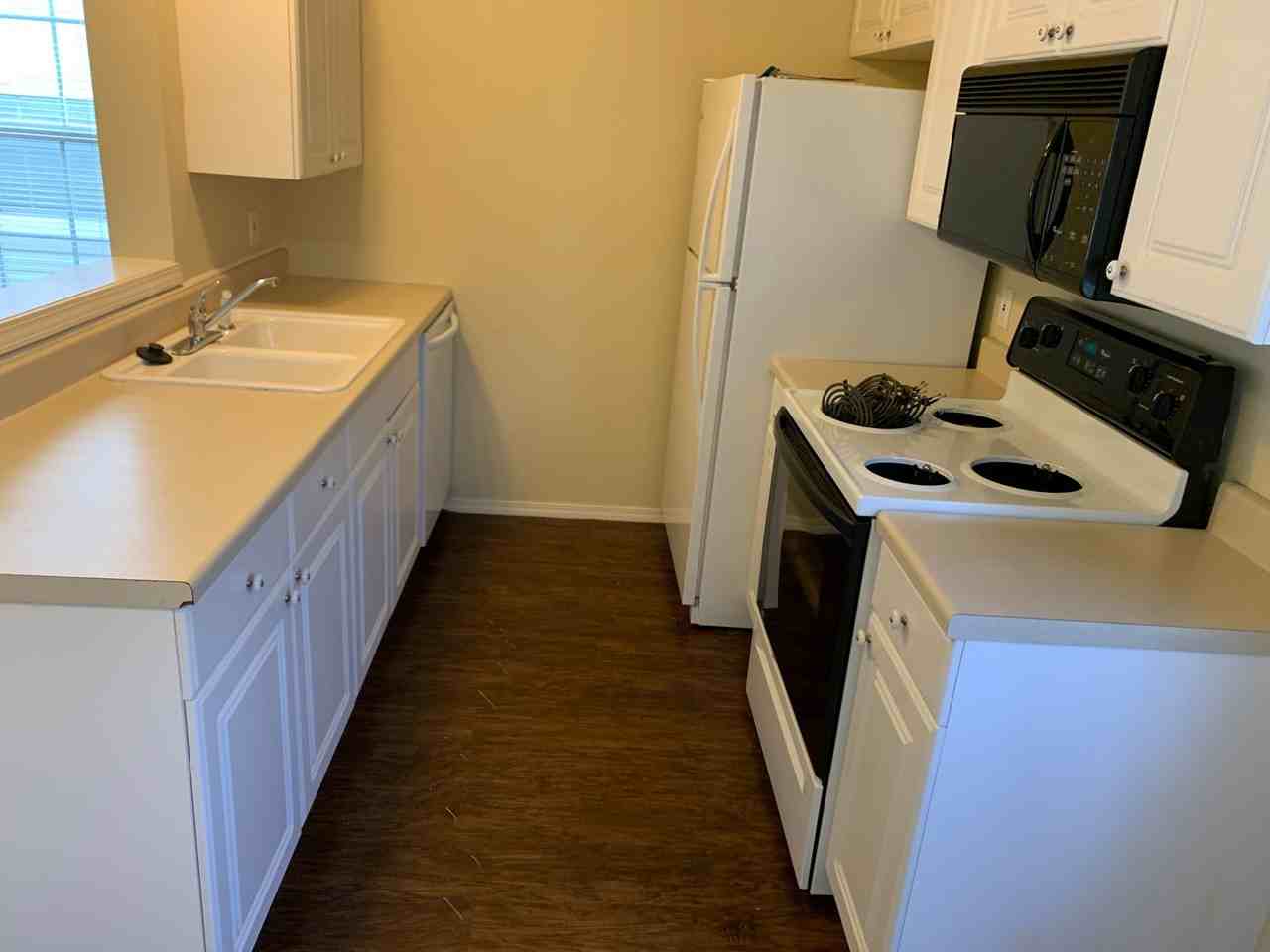 4035 Rawson Rd - Photo 3 of 12