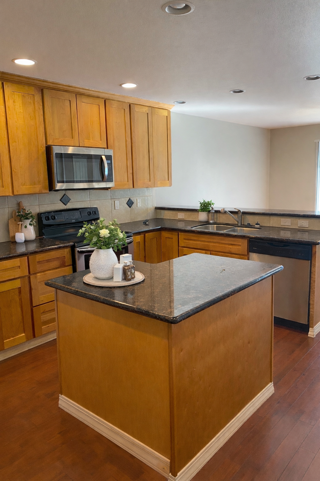 310 Riverview Ave #A - Photo 2 of 17