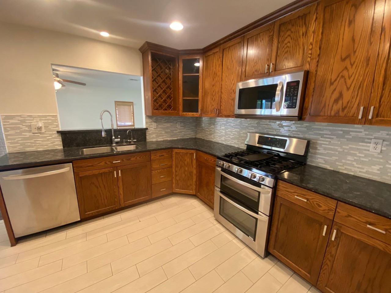 43100 18th St W - Photo 3 of 21