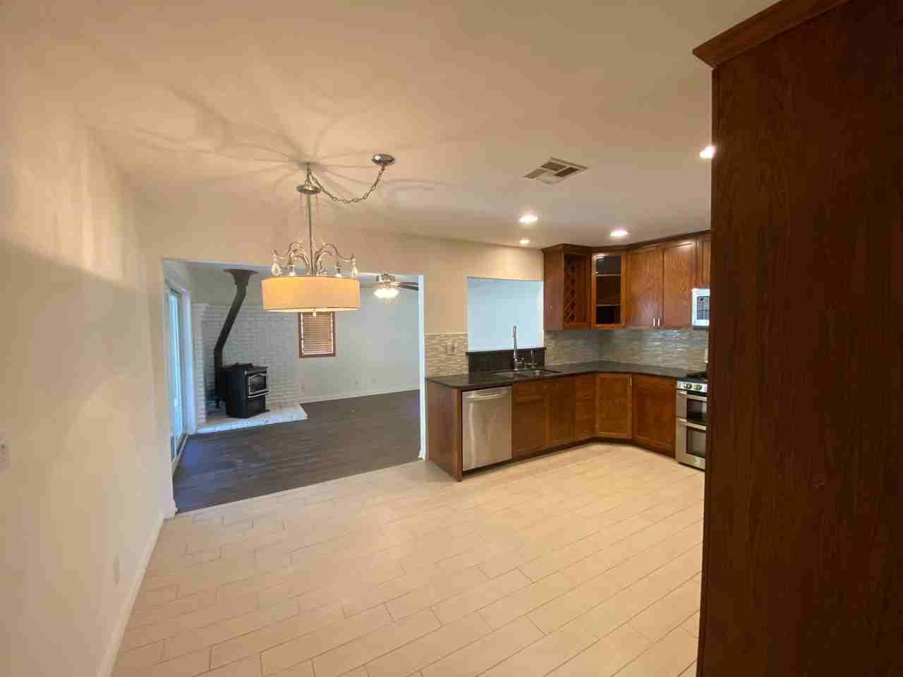 43100 18th St W - Photo 5 of 21