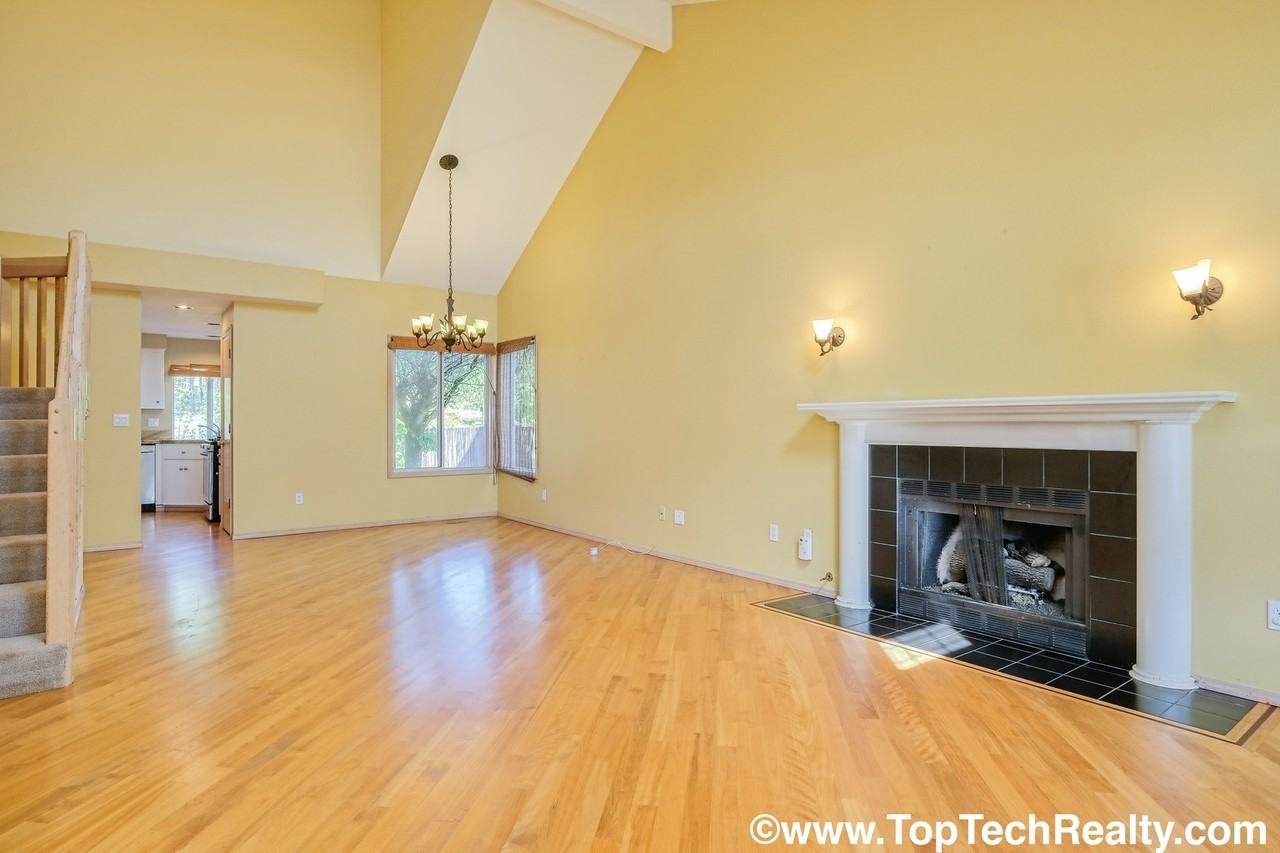 17923 Nw Sylvania Ln - Photo 4 of 24