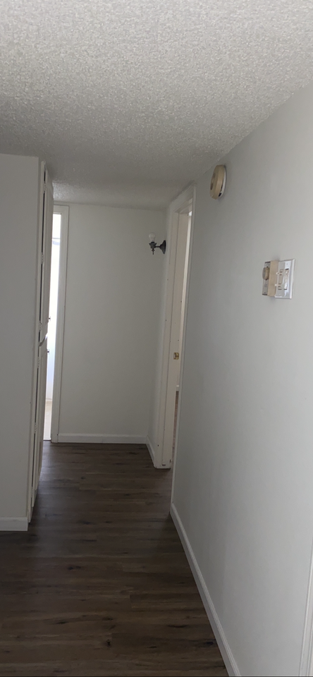 7601 Roberts St Ne - Photo 5 of 16