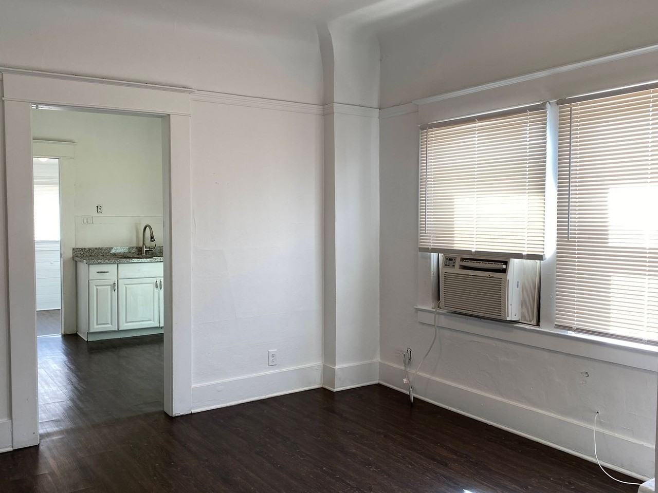 520 N Monroe St - Photo 7 of 25