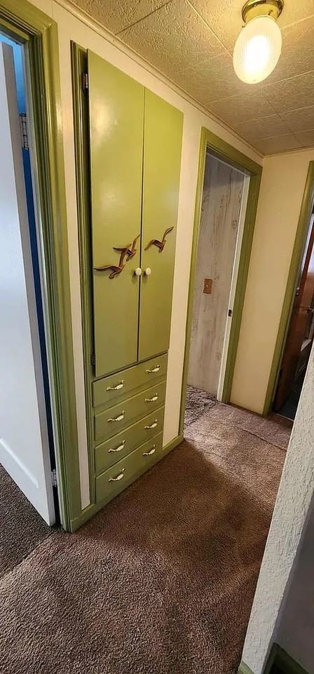 557 N 9th Ave - Photo 4 of 14