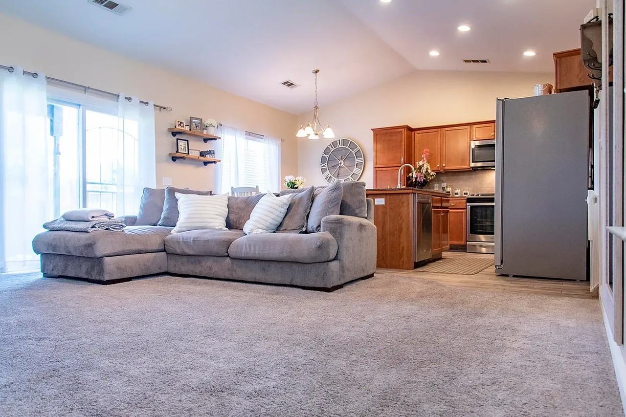 1721 Cotton Ct - Photo 7 of 29