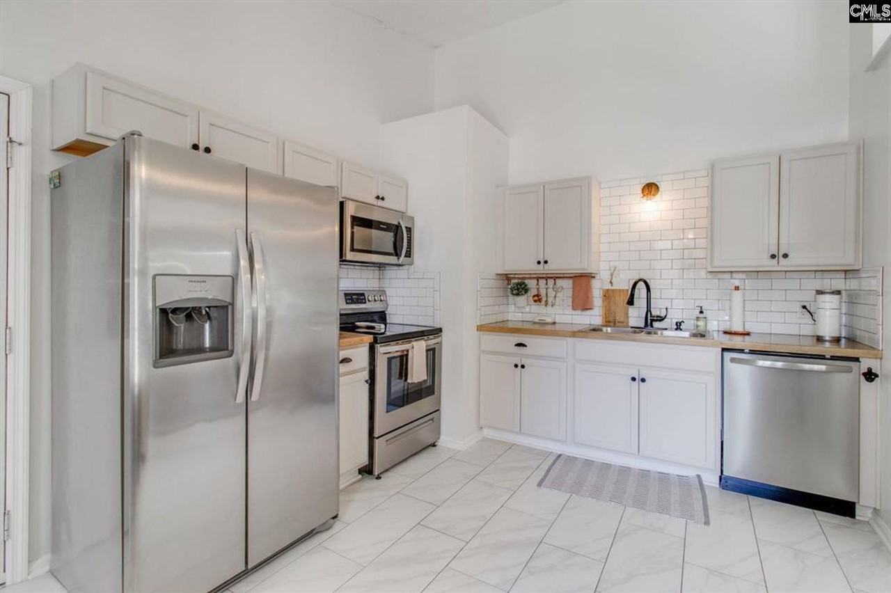 213 Firebridge Ct - Photo 6 of 32