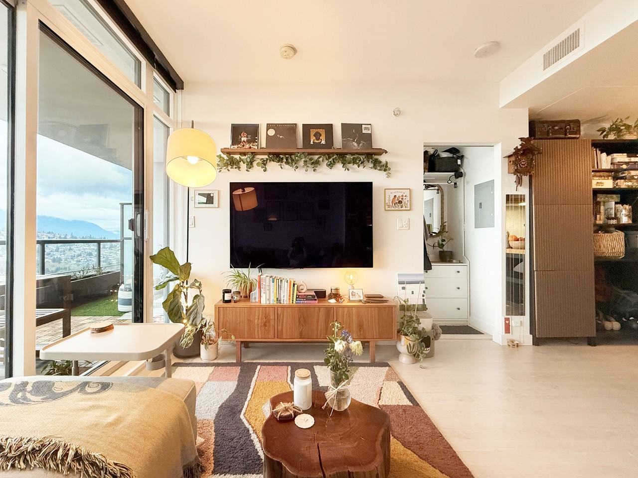 4730 Lougheed Highway - Photo 7 of 33