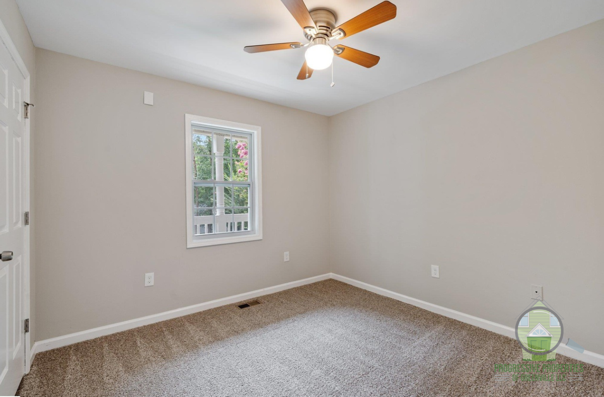 1600 Winding Way - Photo 6 of 14