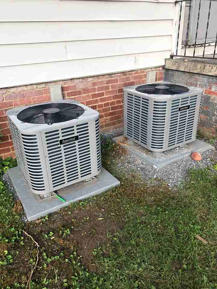 1119 College Ave - Photo 6 of 8