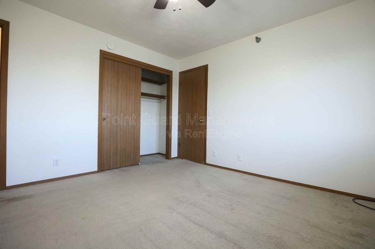 7116 Jones Cir #8 - Photo 6 of 20