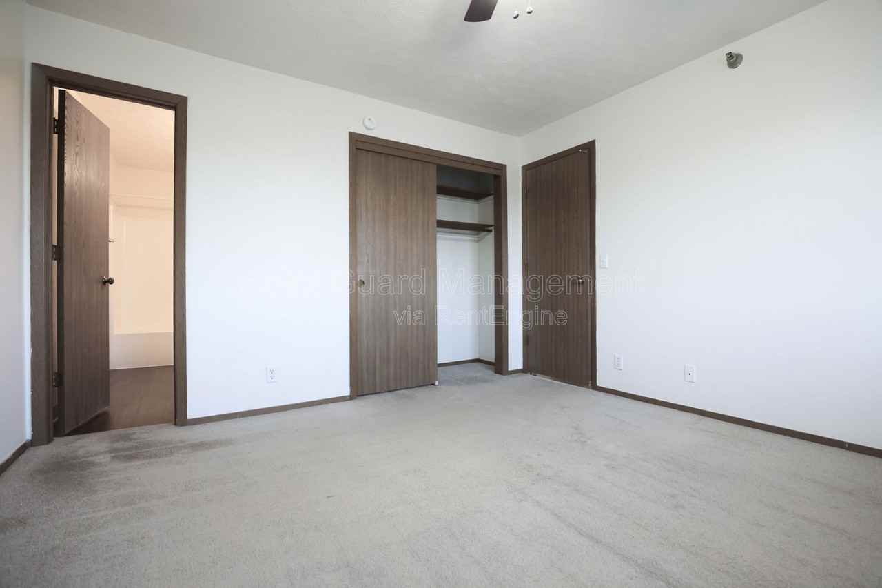 7116 Jones Cir #8 - Photo 7 of 20