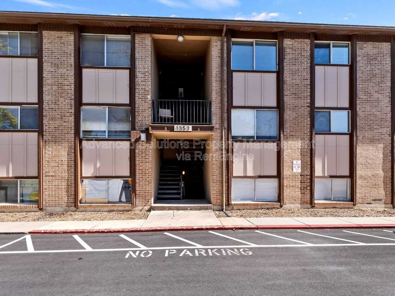 1351 N Redwood Rd #6 - Photo 3 of 24