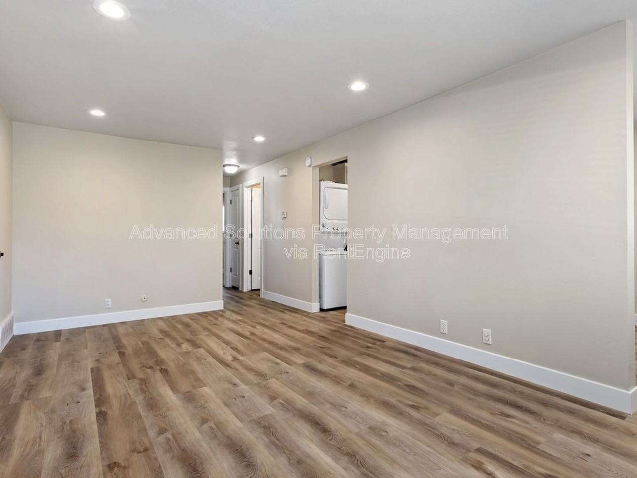 1351 N Redwood Rd #6 - Photo 5 of 24