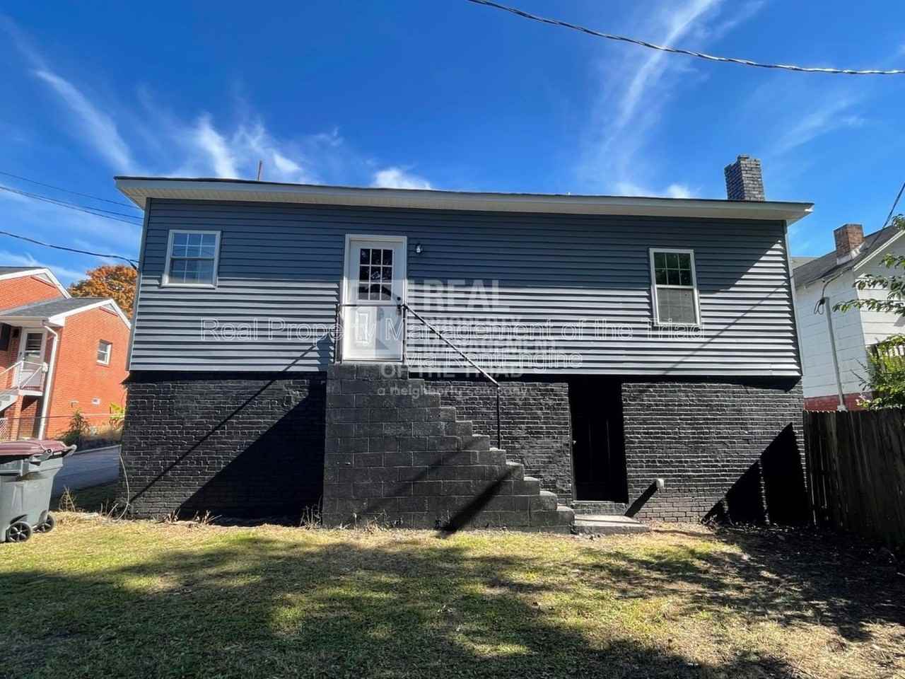 528 N Scales St #C - Photo 7 of 11