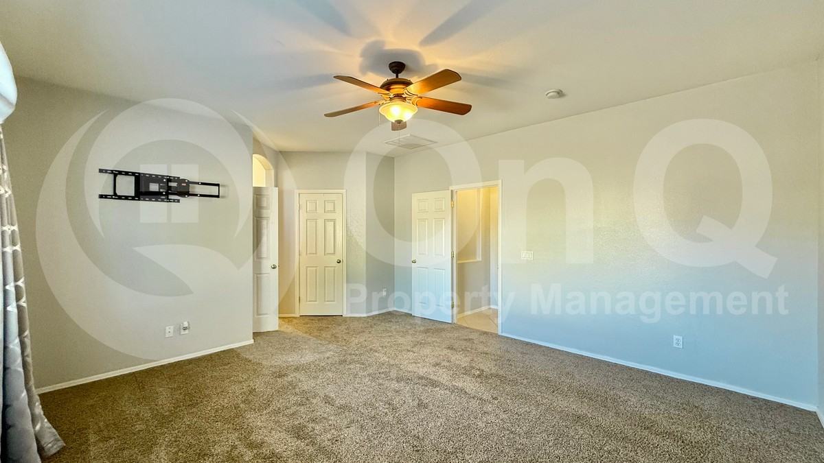 44016 W Pioneer Rd - Photo 6 of 20