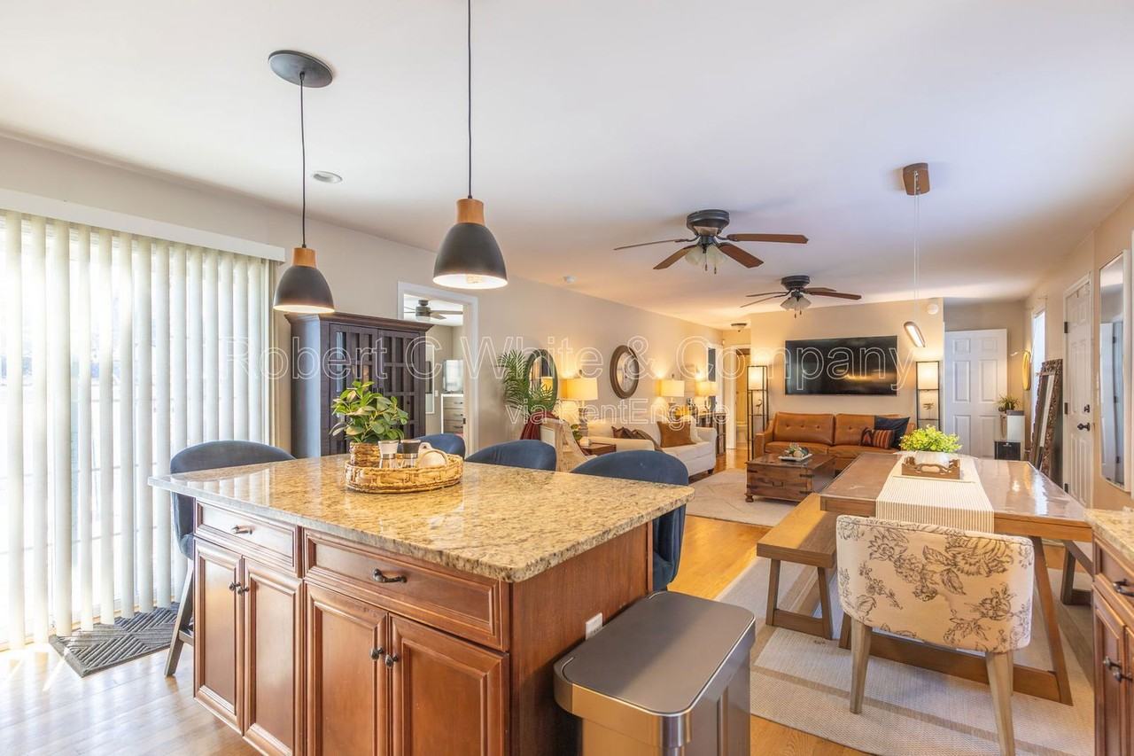 3 Granbrook Park Rd - Photo 4 of 20