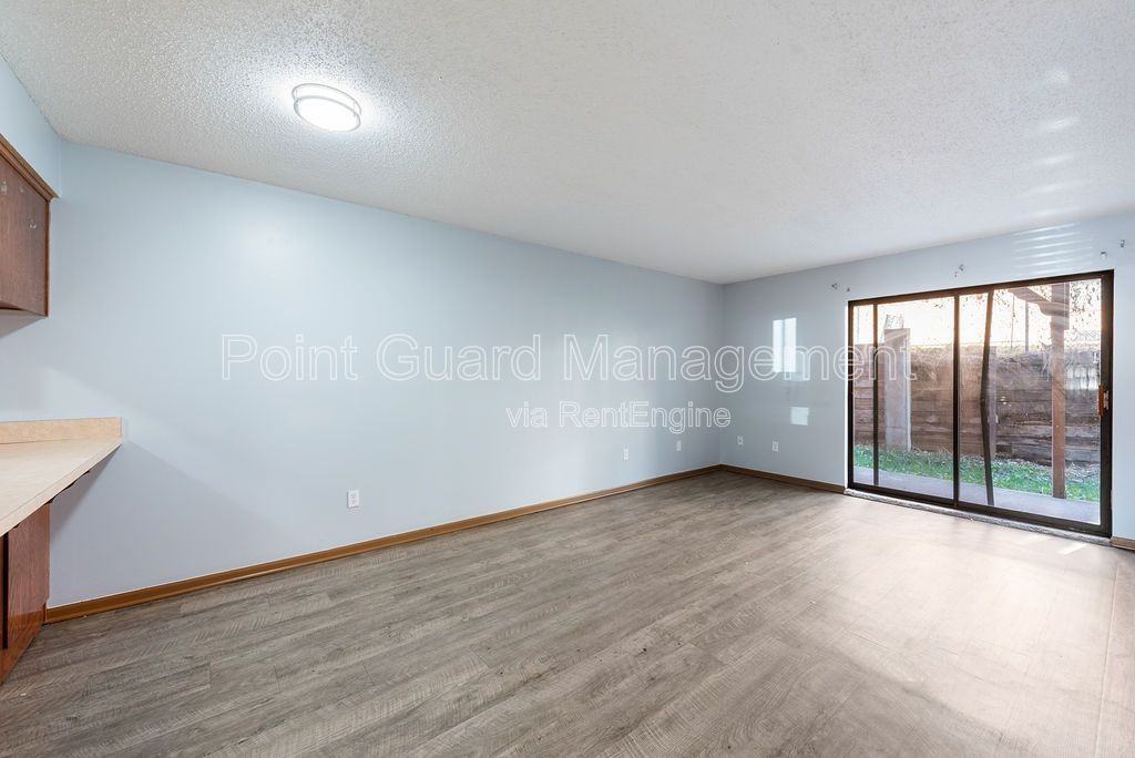 7009 N Chas Dr #B - Photo 5 of 23