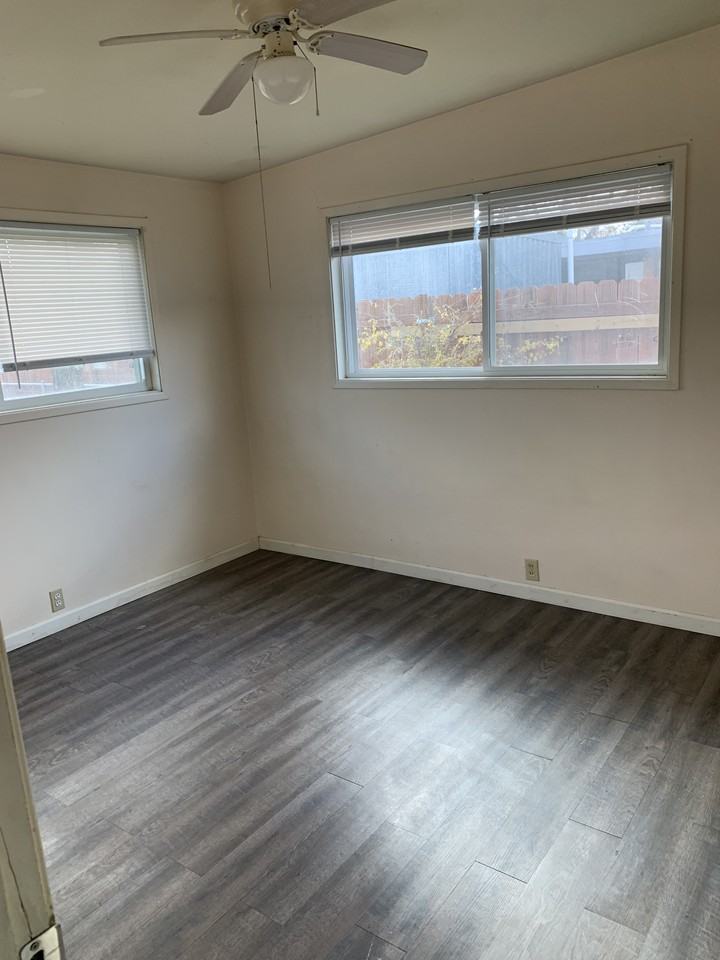 1512 Fulton St - Photo 6 of 7