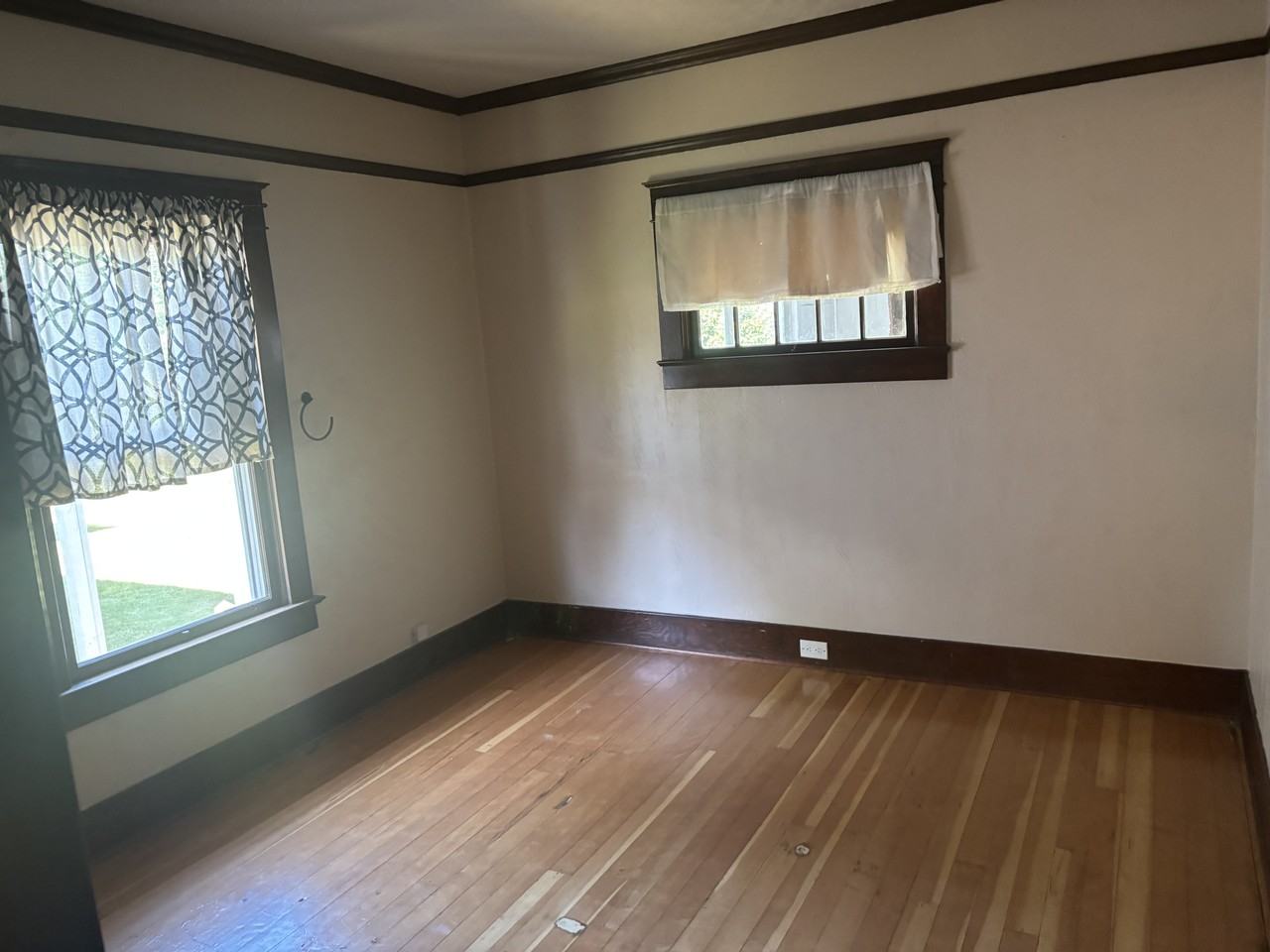 1035 22nd St Ne - Photo 7 of 17