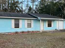 featured image of 2212 Hickory Ct