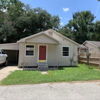 featured image of 633 N Moss St