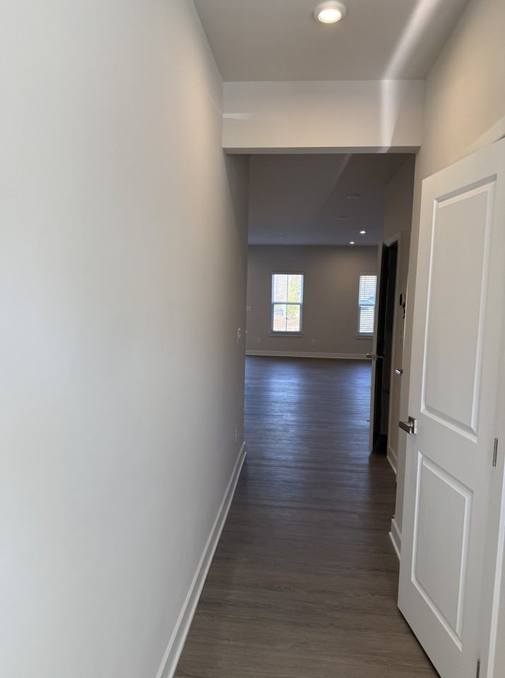 1654 Respect St Nw - Photo 2 of 19