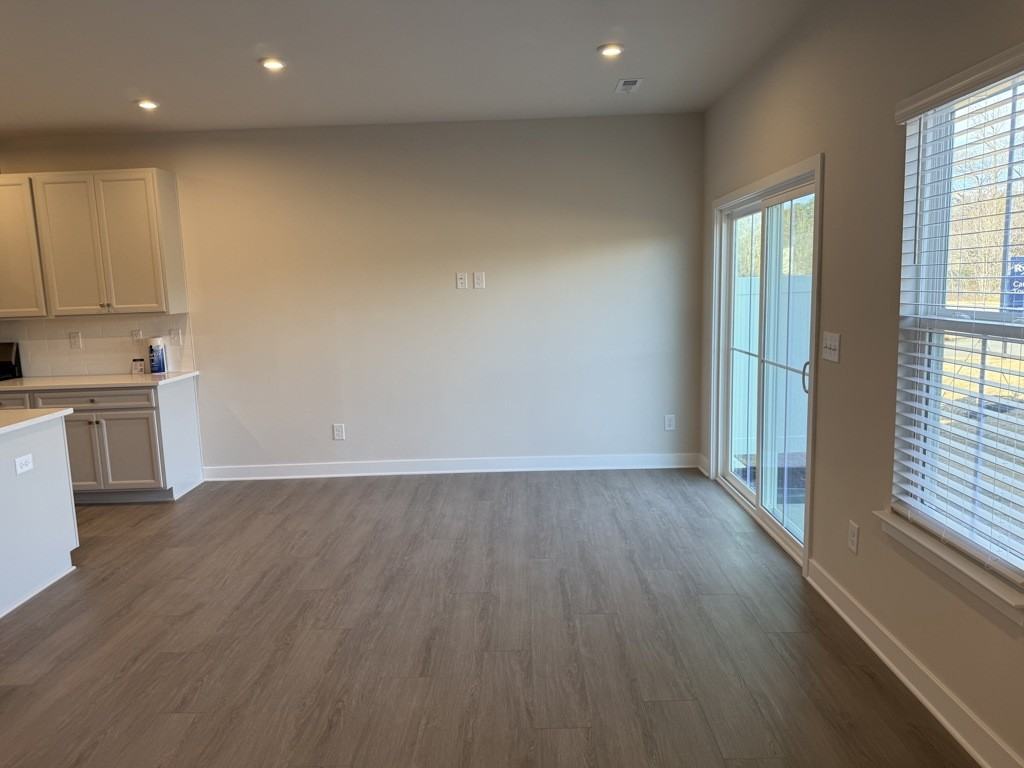 1654 Respect St Nw - Photo 5 of 19