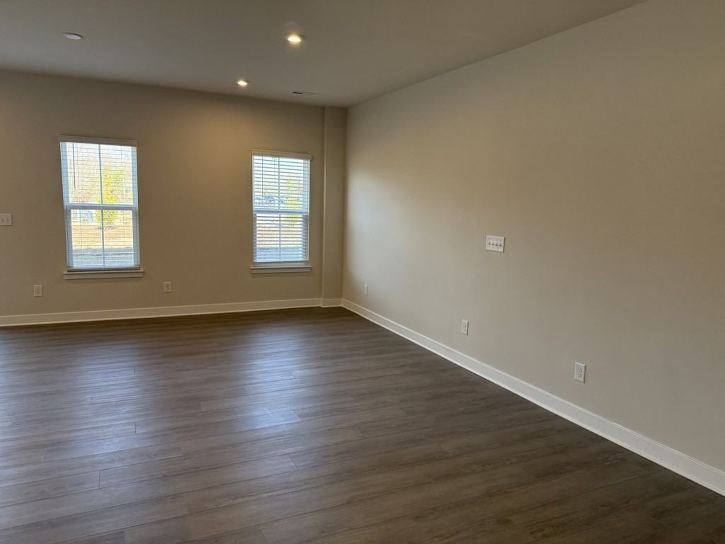 1654 Respect St Nw - Photo 6 of 19