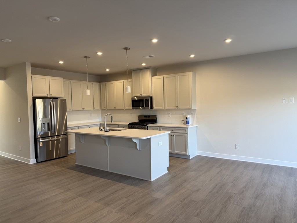 1654 Respect St Nw - Photo 7 of 19