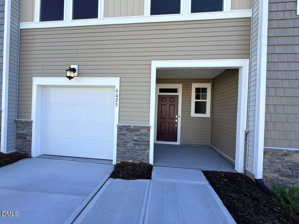 6025 Grey Colt Rd - Photo 2 of 33