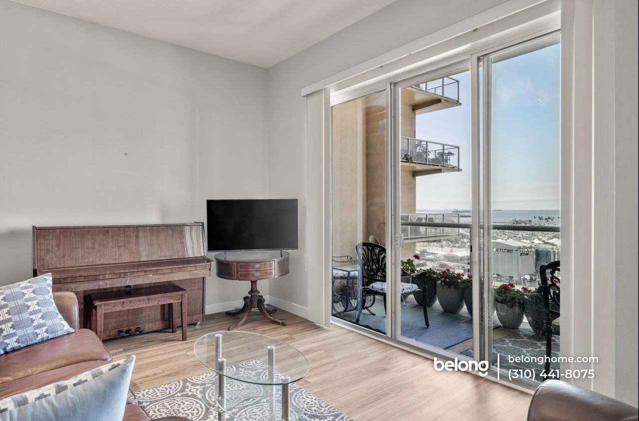 488 E Ocean Blvd #910 - Photo 5 of 15