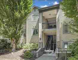 featured image of 25025 Se Klahanie Blvd #J102