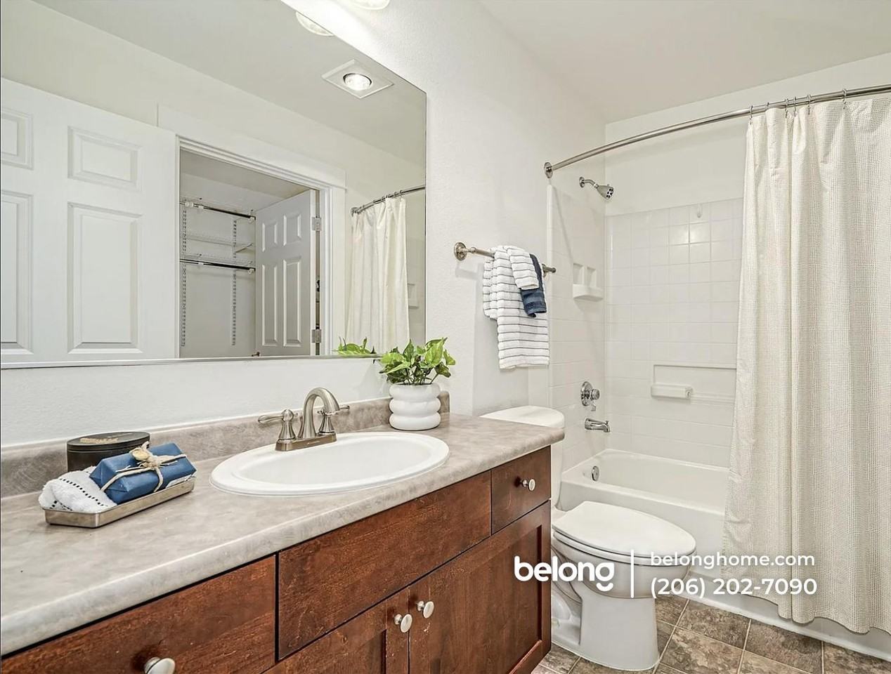 25025 Se Klahanie Blvd #J102 - Photo 3 of 15