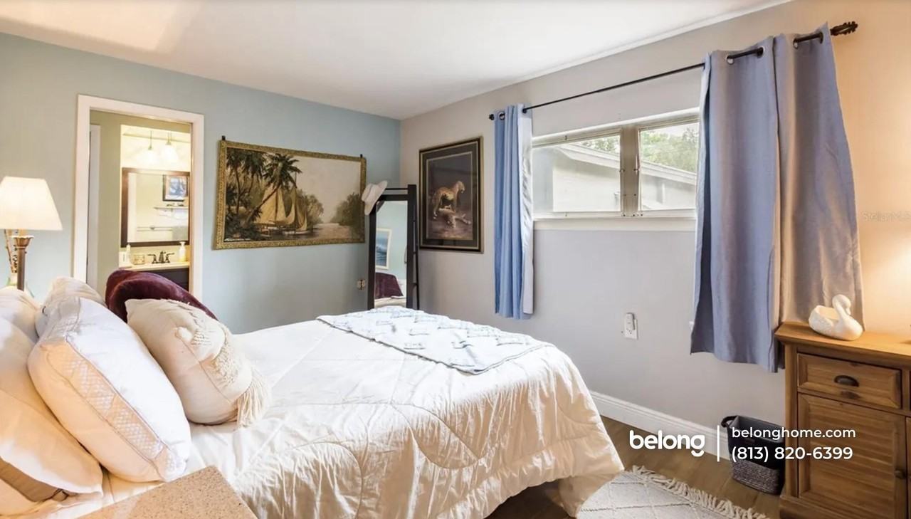 4111 1/2 Haines Rd N - Photo 5 of 10