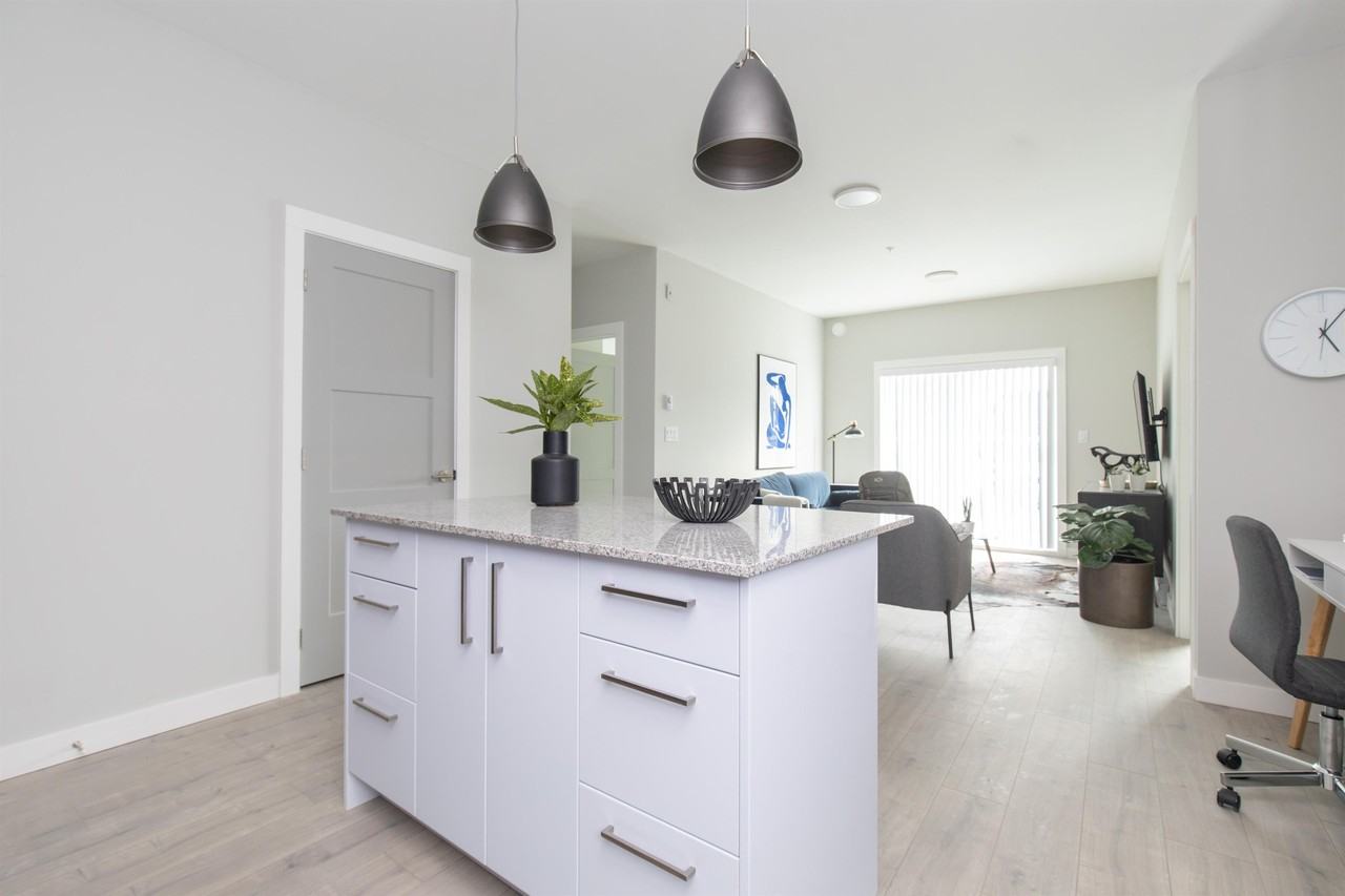 Magdalena - Photo 6 of 30