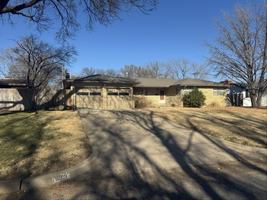 featured image of 6318 E Oneida Ave