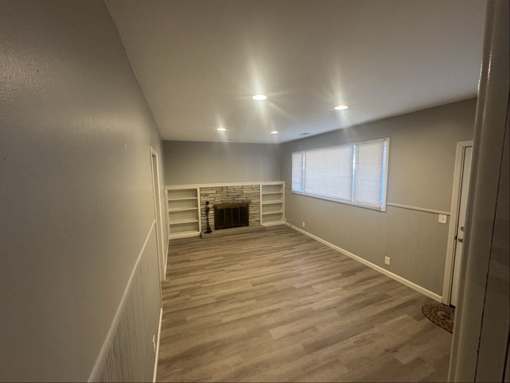 6318 E Oneida Ave - Photo 6 of 16