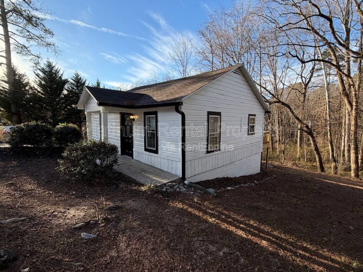 329 Kelly Mill Rd - Photo 2 of 10