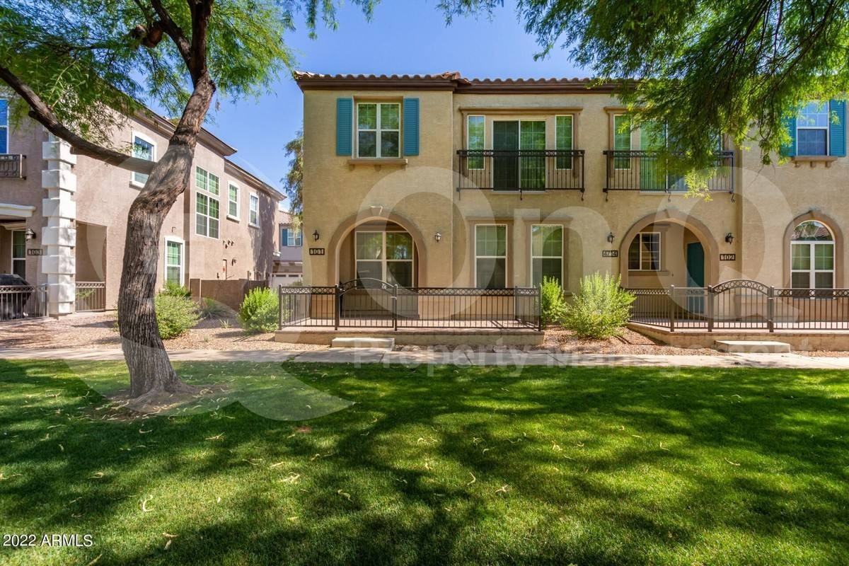 4714 E Waterman St #102 - Photo 2 of 10