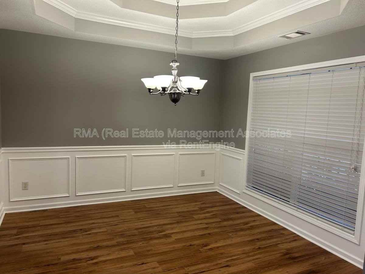 648 Lynchburg St - Photo 4 of 10