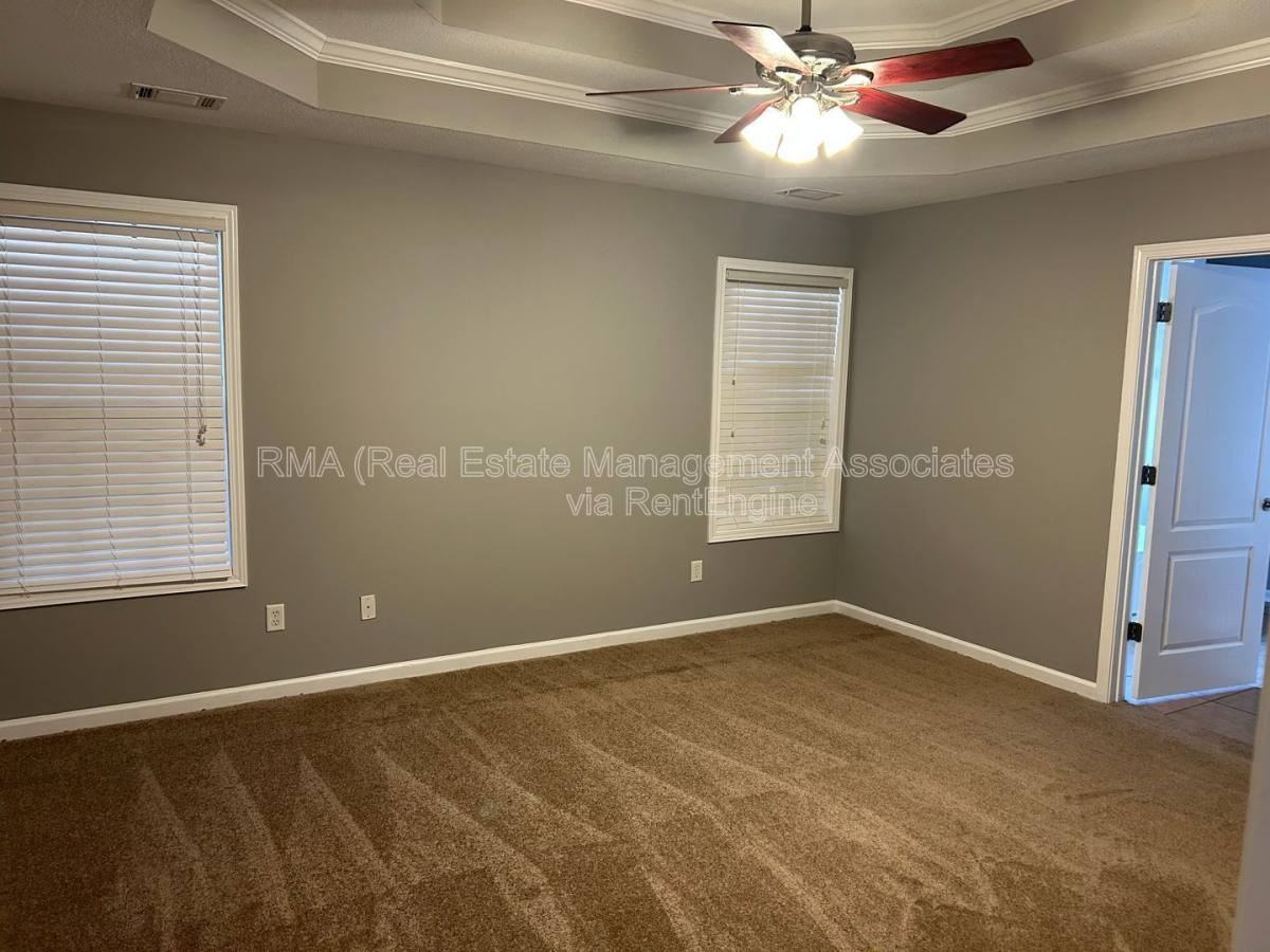 648 Lynchburg St - Photo 6 of 10