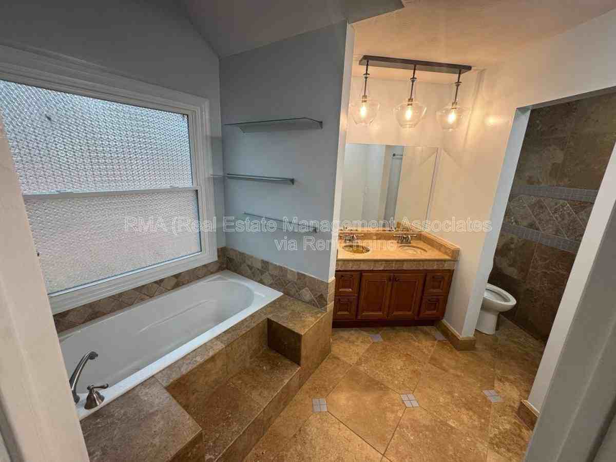 129 Wagon Wheel Cir - Photo 7 of 10