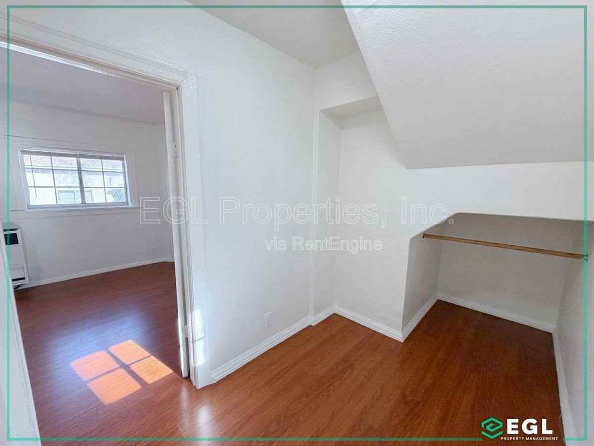 115 N Westlake Ave #1 - Photo 3 of 10