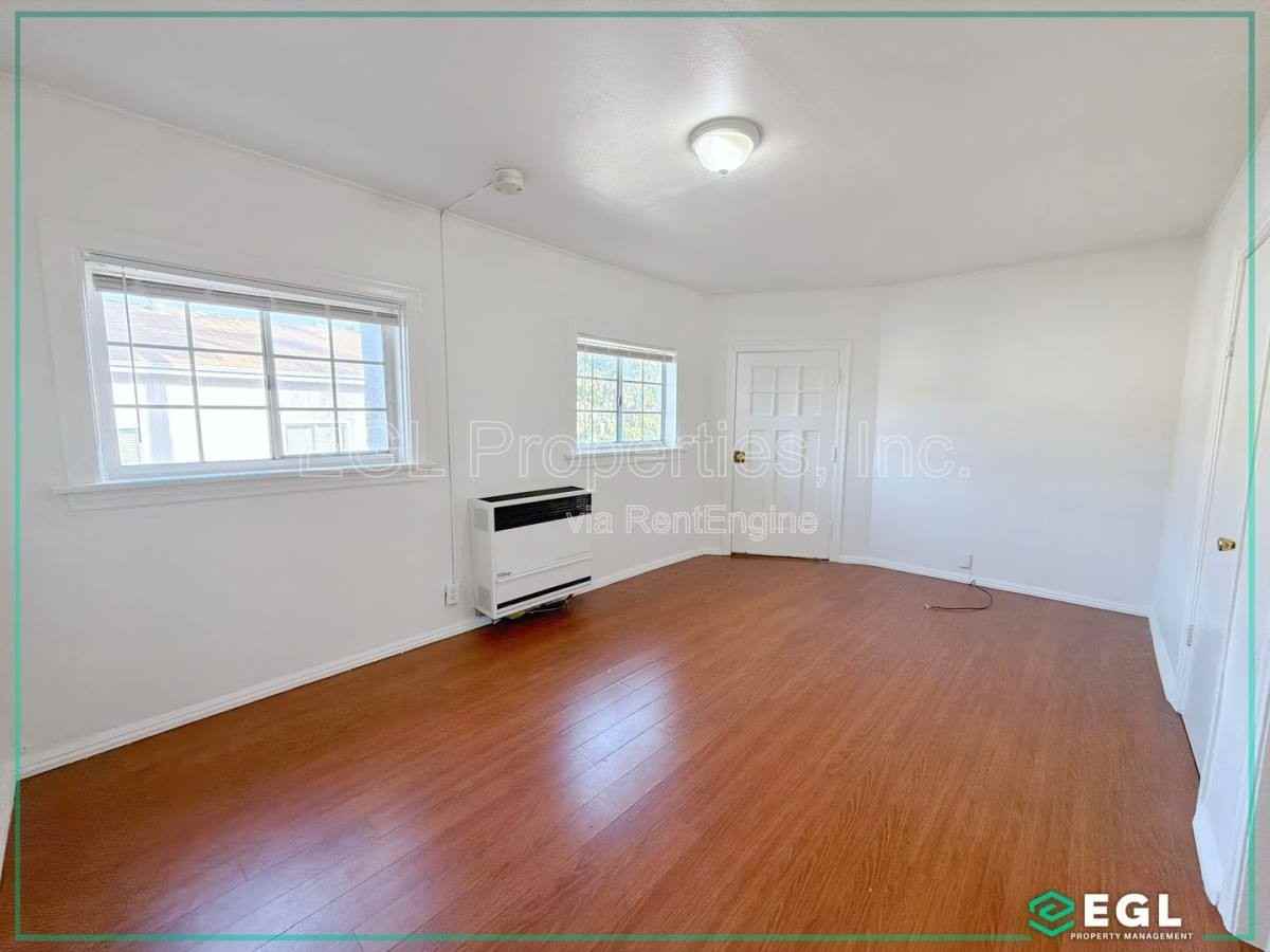 115 N Westlake Ave #1 - Photo 4 of 10