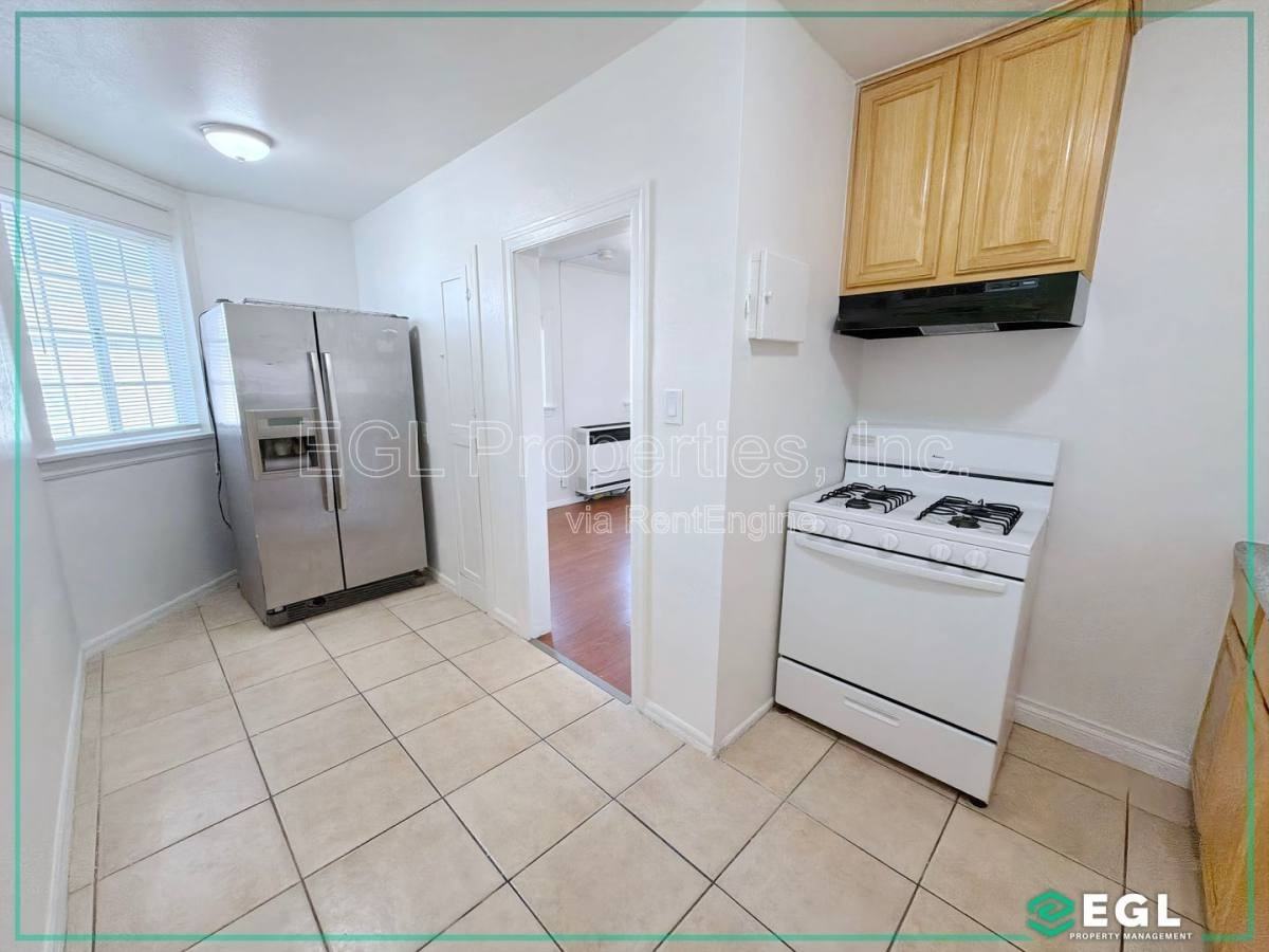 115 N Westlake Ave #1 - Photo 6 of 10