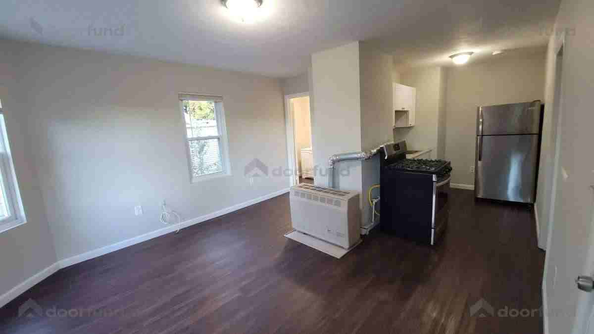 28 Prescott St #2 - Photo 2 of 9