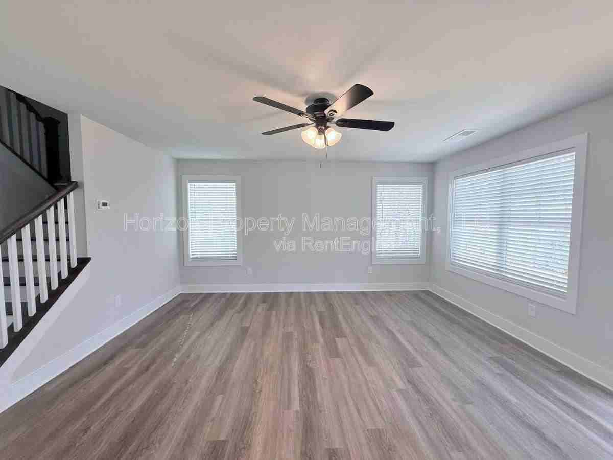 6095 Quail Mountain Trl - Photo 2 of 10