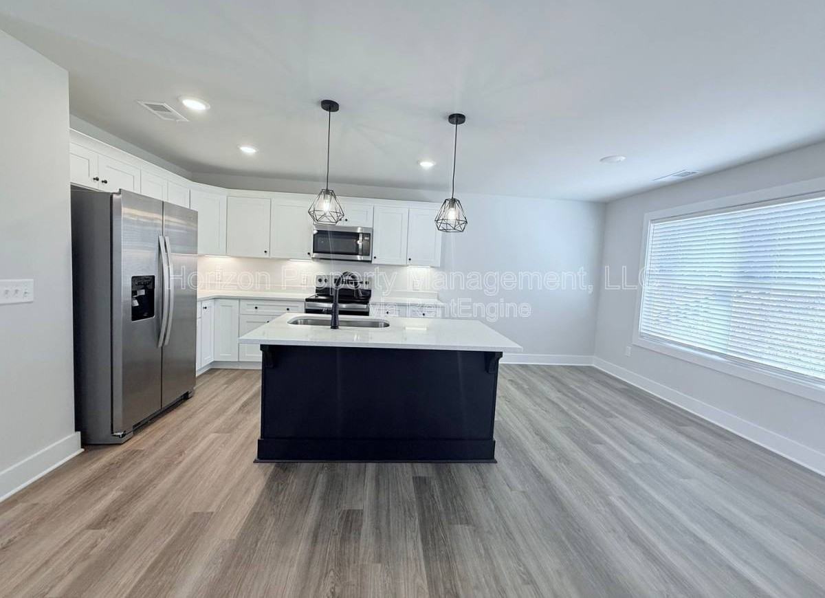 6095 Quail Mountain Trl - Photo 3 of 10