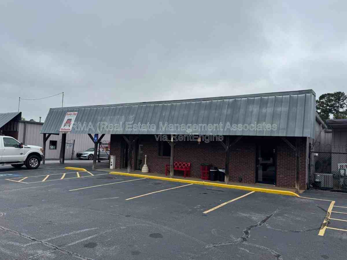 1731 Georgia Highway 16 W #A - Photo 2 of 10